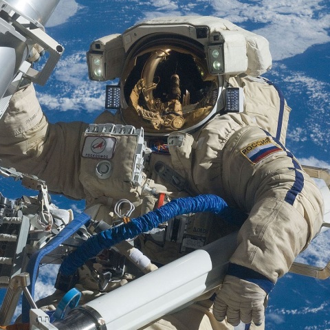 Η Ρωσία θα εκτοξεύσει την Παρασκευή διαστημόπλοιο στη Σελήνη, για πρώτη φορά μετά το 1976 - Θα εκκενωθεί χωριό στην Άπω Ανατολή.