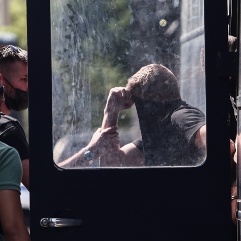 Νέα Φιλαδέλφεια: Σε εξέλιξη οι απολογίες των κατηγορούμενων για τη δολοφονική επίθεση - Τι ισχυρίζονται - Τα επόμενα βήματα της ανακριτικής διαδικασίας.