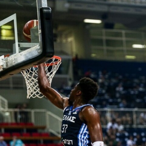 Εκτός Παγκόσμιου και ο Κώστας Αντετοκούνμπο