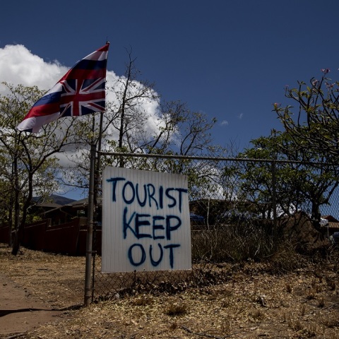 Χαβάη: Ο τουρισμός, στήριγμα της οικονομίας του νησιού Μάουι, προκαλεί οργή εν μέσω καταστροφών από τη φωτιά - «Ατμομηχανή» του νησιού η τουριστική βιομηχανία.