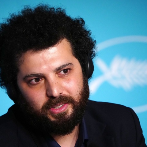 Ιράν: Καταδίκη του σκηνοθέτη Σαΐντ Ρουσταγί σε φυλάκιση έξι μηνών για την προβολή της ταινίας του «Η Λέιλα και τα αδέρφια της» στις Κάννες.