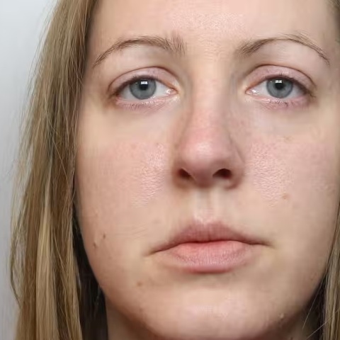 Βρετανία: Ένοχη για φόνο επτά νεογέννητων κρίθηκε η νοσοκόμα Λούσι Λέτμπι - Η χειρότερη κατά συρροή δολοφόνος παιδιών στη σύγχρονη βρετανική ιστορία.