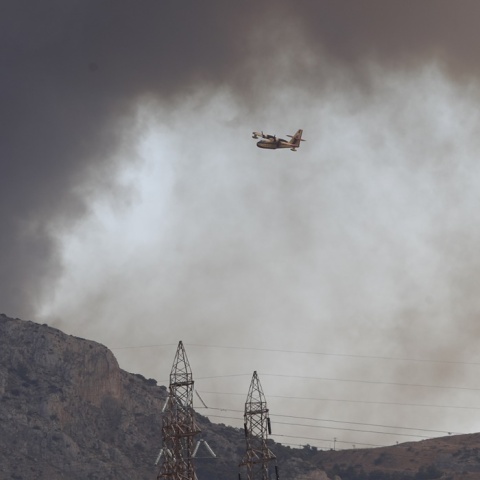 Φωτιά στον Ασπρόπυργο