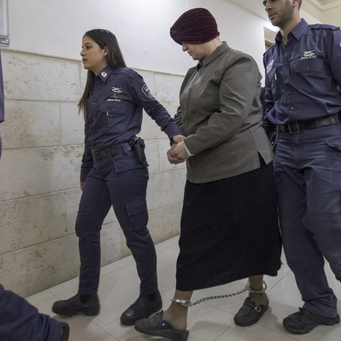 Αυστραλία: Η Μάλκα Λάιφερ, μια πρώην διευθύντρια εβραϊκού σχολείου καταδικάστηκε για την σεξουαλική κακοποίηση μαθητριών της.