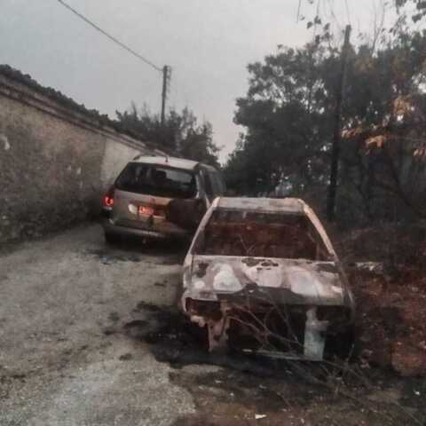 Φωτιά στην Καβάλα - Στάχτη οχήματα, σπίτια και ποιμνιοστάσια στην Αβραμηλιά