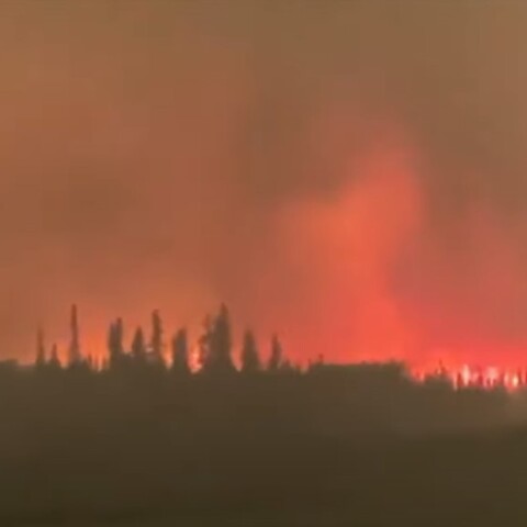 Φωτιές στον Καναδά στην πόλη Hay River