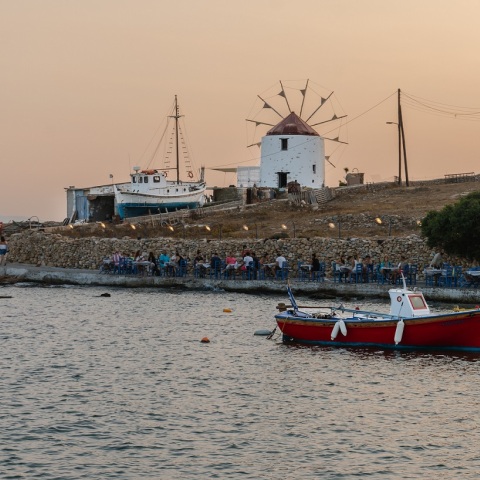 ΟΠΕΚΑ: Από τις 4 Σεπτεμβρίου αναδιανέμονται τα αδιάθετα δελτία των προγραμμάτων κοινωνικού - ιαματικού τουρισμού, εκδρομών και θεάτρου.