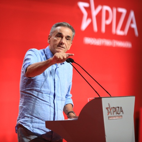 Τσακαλώτος σε Κασσελάκη: Η σύντομη αλλά αιχμηρή ανάρτησή του για τη διαγραφή Τζουμάκα 