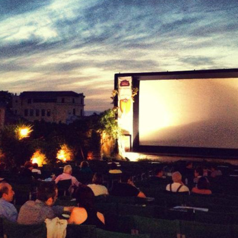 O θερινός κινηματογράφος Cine Paris 