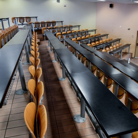 Αμφιθέατρο Πανεπιστημίου χωρίς φοιτητές