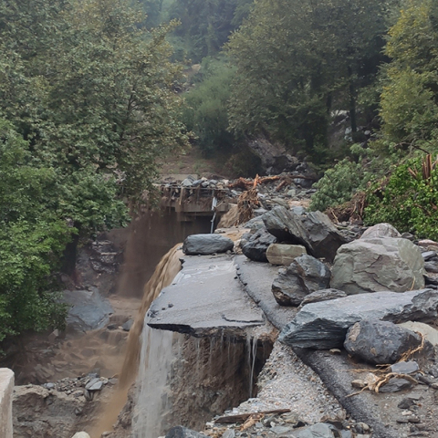 Κακοκαιρία Daniel: Η Μαρία Μαυρικάκη γράφει για τη Ζαγορά