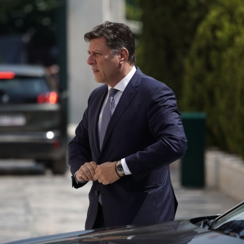 Μιλτιάδης Βαρβιτσιώτης: Πώς έφτασε στην παραίτηση - Το μήνυμα του Παύλου Μαρινάκη και οι πιθανές αλλαγές στο κυβερνητικό σχήμα. 