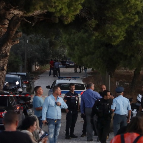 Μακελειό στην Αρτέμιδα: Σε συγκεκριμένα πρόσωπα επικεντρώνει η Ασφάλεια - Ξεκαθάρισμα αντίπαλων μαφιόζικων οργανώσεων με δράση σε Τουρκία, Βαλκάνια, Γαλλία.