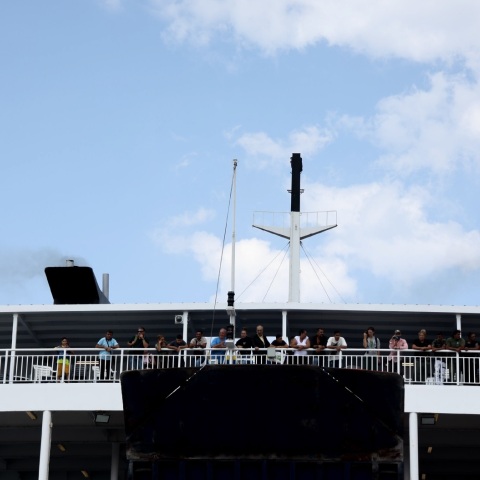 Blue Horizon: Η πρώτη δημόσια δήλωση του ύπαρχου που έσπρωξε τον 36χρονο Αντώνη - Τι είπε για τα τραγικά γεγονότα που συνέβησαν στον καταπέλτη του πλοίου.