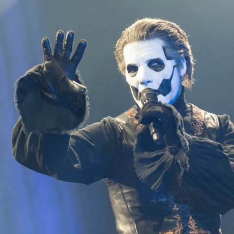 Ghost: Γιατί απαγόρεψαν κινητά και smart watch στις συναυλίες τους στο Λος Άντζελες