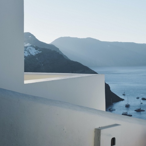 Μύκονος: Το Συμβούλιο της Επικρατείας θα κρίνει τη νομιμότητα προστίμου 995.000 ευρώ για 199 αδήλωτες airbnb πολυτελείς βίλες.