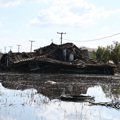 Κακοκαιρία Daniel - Θεσσαλία: Το μπαλάκι των ευθυνών για το σπάσιμο του αναχώματος στον ποταμό Καλέντζη - Τι υποστηρίζουν δήμος και περιφέρεια.