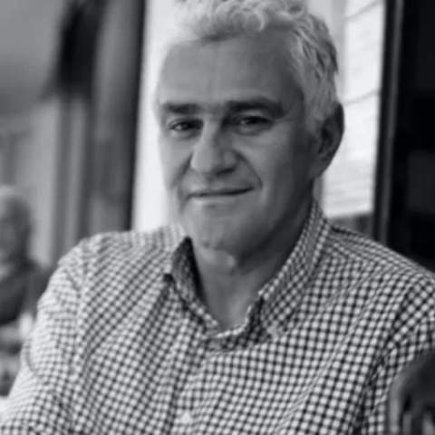 Θάνος Καραθάνος