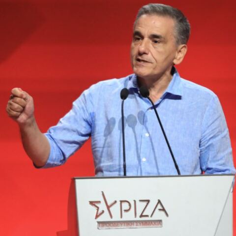 Ο Τσακαλώτος στηρίζει Αχτσιόγλου και αφήνει «αιχμές» για την υποψηφιότητα και το σχέδιο Κασσελάκη