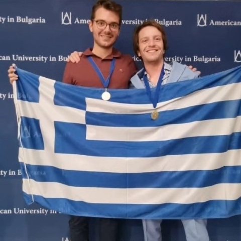 Δυο χρυσά μετάλλια μαθηματικών για το ΕΚΠΑ: Ο 19χρονος Γιώργος Γεωργελές και ο 20χρονος Δημήτρης Εμμανουήλ επικράτησαν απέναντι σε 393 φοιτητές από 43 χώρες.