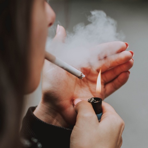 Βρετανία: Σχέδιο απαγόρευσης πώλησης τσιγάρων στην επόμενη γενιά - Η κυβέρνηση Σούνακ υιοθετεί μοντέλο Νέας Ζηλανδίας, με σταδιακή αύξηση του ορίου ηλικίας. 