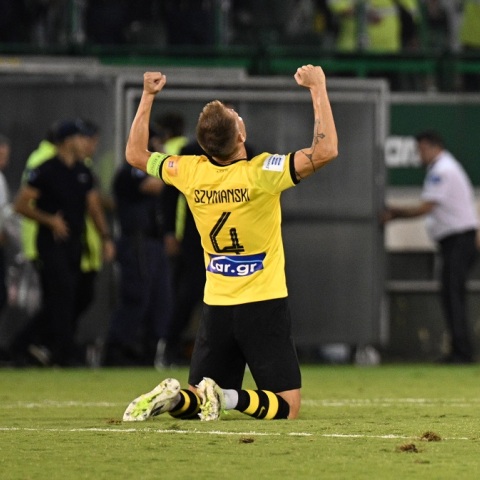 Μετά τη νίκη της στο Μπράιτον, η ΑΕΚ πέρασε με επιτυχία και από τη Λεωφόρο Αλεξάνδρας, επικρατώντας 2-1 του Παναθηναϊκού.