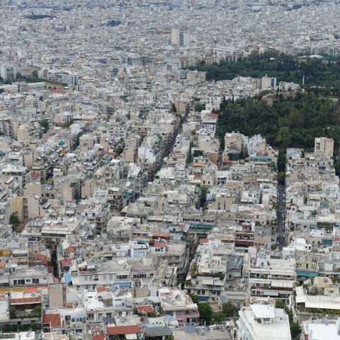  Παρουσίαση της έρευνας «Οι χρήσεις γης στην εμπορική καρδιά της Αθήνας», την οποία πραγματοποιούν για 2η χρονιά ο Εμπορικός Σύλλογος Αθηνών σε συνεργασία με το Οικονομικό Πανεπιστήμιο και με τη συμβολή της ΕΑΤΑ του Δήμου Αθηναίων, στο κτίριο του ΕΒΕΑ «Κωνσταντίνος Μίχαλος» 