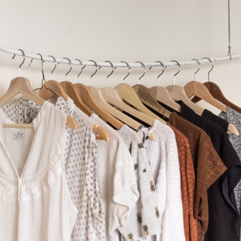 κρεμασμένα ρούχα