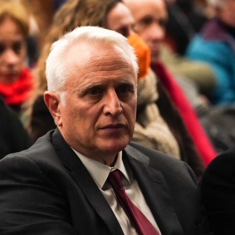 ΣΥΡΙΖΑ: Ο Γιάννης Ραγκούσης στρέφεται εναντίον του Στέφανου Κασσελάκη για τις αιφνίδιες αλλαγές - Θεοχαρόπουλος - Καλπάκης ενημερώθηκαν από τα ΜΜΕ ότι παύονται.