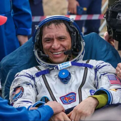 NASA: Επέστρεψαν στη Γη αστροναύτες μετά από 371 ημέρες