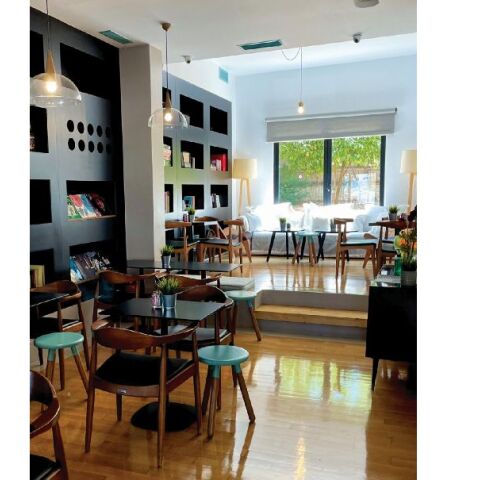 Dizer Coffee & Brunch