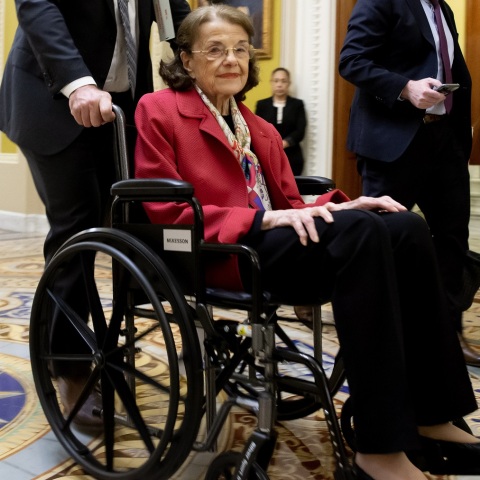 Νταϊάν Φάινστιν: Πέθανε στα 90 της η Αμερικανίδα γερουσιαστής - Ιστορικό στέλεχος των Δημοκρατικών - Ήταν θερμή υποστηρίκτρια ελέγχου της οπλοκατοχής.