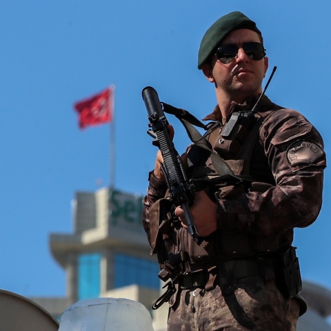 Τουρκία: Ισχυρή έκρηξη στην Άγκυρα, κοντά στο κοινοβούλιο - Για τρομοκρατική επίθεση κάνει λόγο το υπουργείο Εσωτερικών.