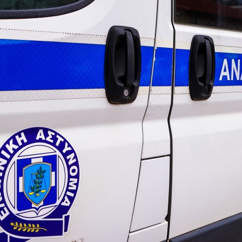 Ωρωπός: Αρματοφόρο όχημα του στρατού παρέσυρε γυναίκα - Διακομίστηκε βαριά τραυματισμένη στον «Ευαγγελισμό» και αργότερα κατέληξε η ηλικιωμένη. 