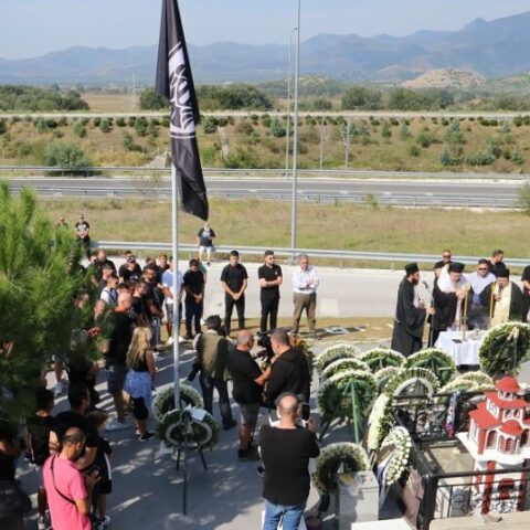 paok_nekroi_mnhmosino