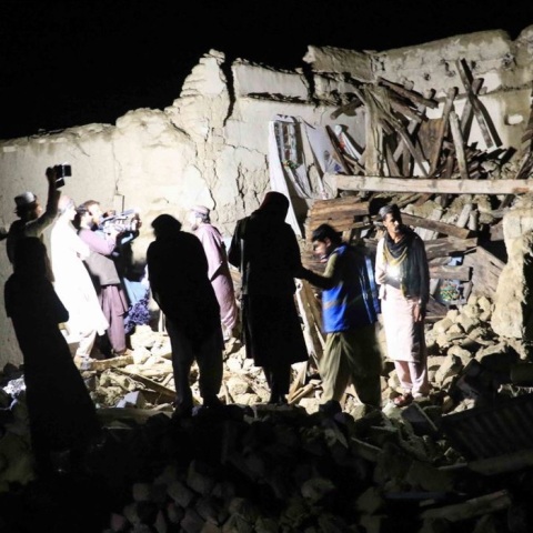 Σεισμός στο Αφγανιστάν: Στους οι 120 νεκροί σε νεότερο απολογισμό -  Ξεπερνούν τους 1000 οι τραυματίες - Γυναίκες, παιδιά και ηλικιωμένοι.