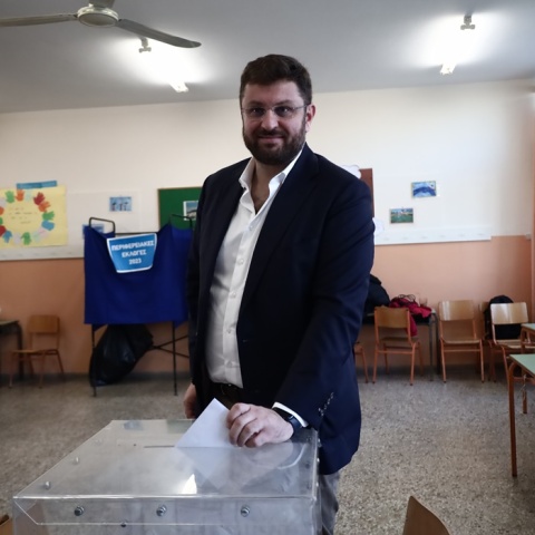 Κώστας Ζαχαριάδης