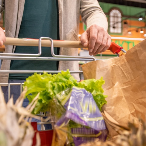 ΕΛΣΤΑΤ: Μείωση του πληθωρισμού - Στο 1,6% τον Σεπτέμβριο - Περαιτέρω ανατιμήσεις της τάξης του 9,4% σε τρόφιμα και είδη διατροφής.