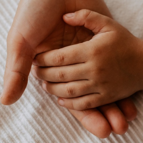 Πάτρα: Έκκληση βοήθειας για τον μικρό Διονύση - Πάσχει από καρκίνο στο κεντρικό οπτικό νεύρο του ματιού - Απαραίτητο να χειρουργηθεί άμεσα στη Γερμανία.