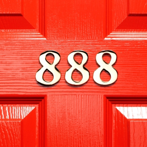 888: Ο αριθμός με τις περισσότερες καμπύλες 