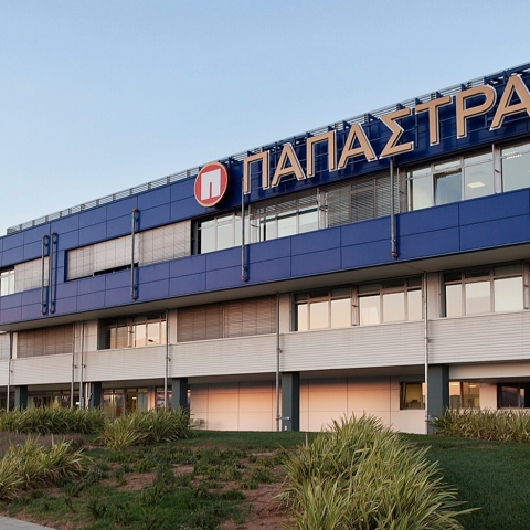 ΠΑΠΑΣΤΡΑΤΟΣ, Εργοστάσιο Ασπρόπυργου