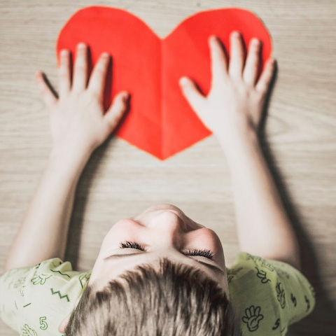 Πειραιάς: Προσβάσιμα τα καταστήματα στα άτομα με αυτισμό - Ανακοινώθηκε σημαντική κοινωνική δράση - Τι αλλάζει στο πλαίσιο λειτουργίας. 