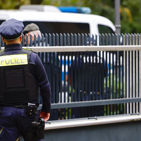 Γερμανία: Οι δυνάμεις ασφαλείας προειδοποιούν για κύμα αντισημιτικών εκδηλώσεων - Εντατικοποιείται η προστασία εβραϊκών σχολείων και συναγωγών. 