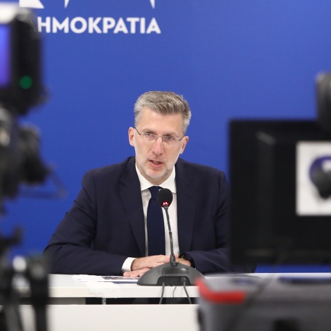 Άκης Σκέρτσος: Η διάψευση των ισχυρισμών για την οικονομία από τον υπουργό Επικρατείας και η αναλυτική απάντηση για το αναπτυξιακό μοντέλο της χώρας.