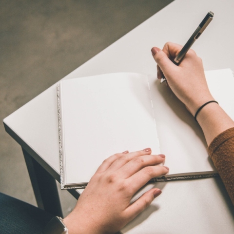 Τα πολλαπλά οφέλη του γραψίματος με το χέρι