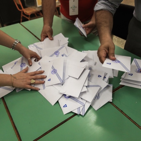 Ψηφοδέλτια εκτός κάλπης κατά τη διάρκεια της καταμέτρησης