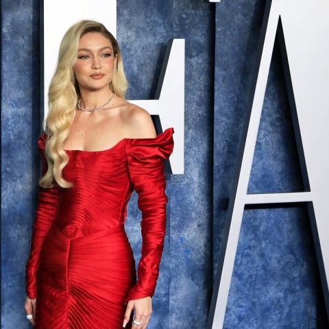 Η Τζίτζι Χαντίντ