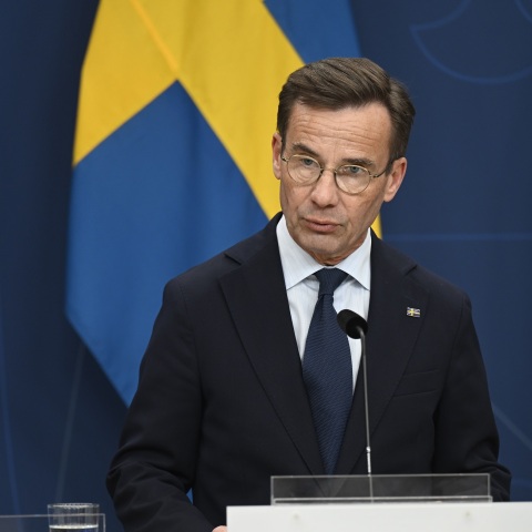 Σουηδία: Ο πρωθυπουργός Ουλφ Κρίστερσον καλεί την ΕΕ να ενισχύσει τους συνοριακούς ελέγχους και την εσωτερική ασφάλεια μετά την επίθεση στις Βρυξέλλες.