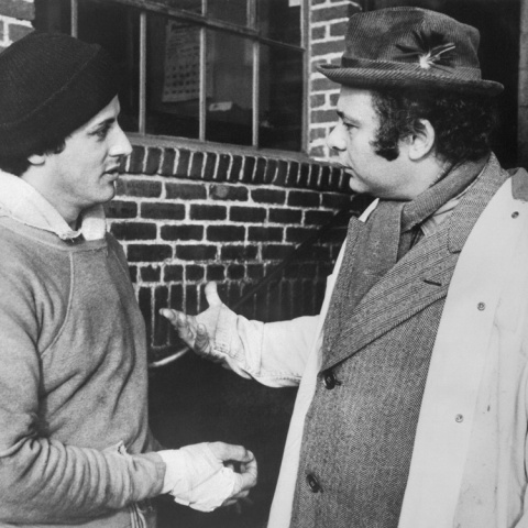 Ο ηθοποιός Burt Young με τον Stallone σε στιγμιότυπο από την ταινία «Rocky»