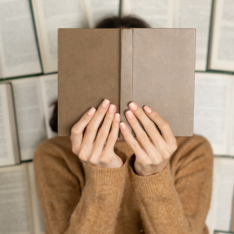 10 νέα βιβλία ελληνικής λογοτεχνίας